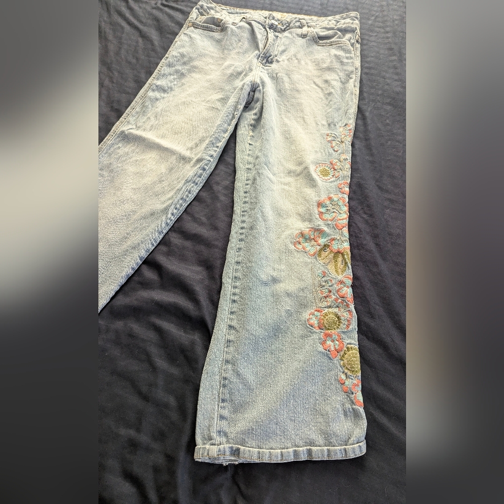Faded Glory Embroidered Boho Flare Jeans - Picture 10 of 12